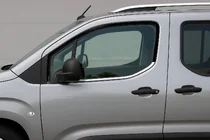 Toyota Proace City 2016– Ikkunalistat Omsa Line (2 kpl, ruostumaton teräs) kuva 2
