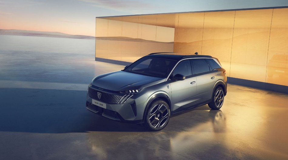 Peugeot 5008 III -sukupolvi (2024) - katsaus
