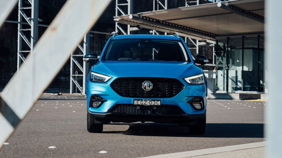 MG ZS -crossoverin koeajo: päivitetty versio