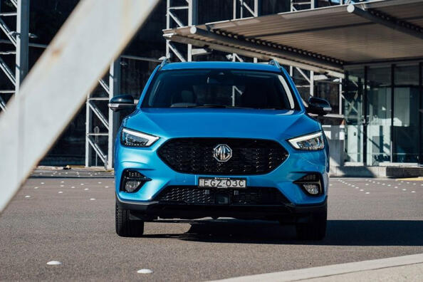 MG ZS -crossoverin koeajo: päivitetty versio
