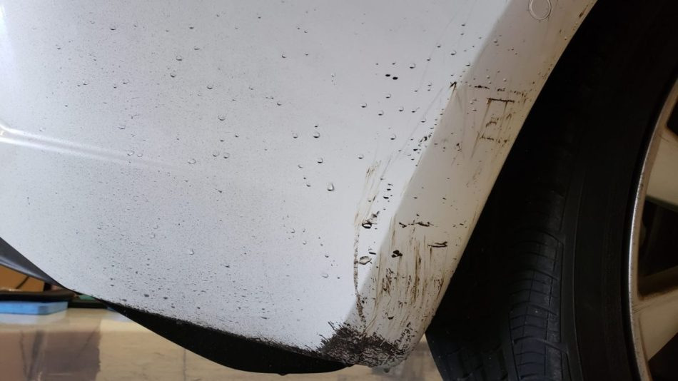 Bitumiuhka: miksi se on vaarallista autolle