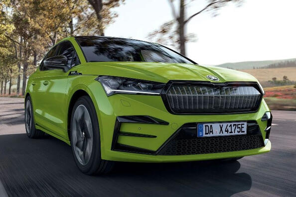 Skoda Enyaq Coupe RS iV: urheilullisen sähköcrossoverin koeajo