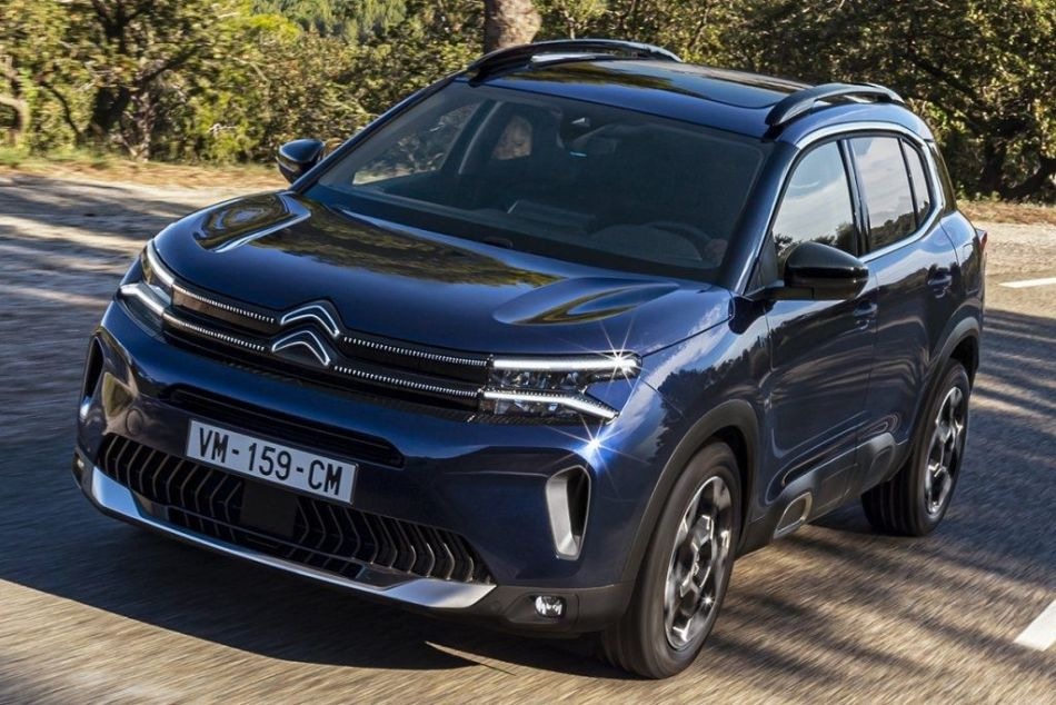 Päivitetty Citroen C5 Aircross: mukavuutta ja tyyliä uudessa versiossa