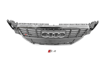 Audi A4 B8 2007–2015 RS-tyylinen etusäleikkö (2007-2011, harmaa kromilla) kuva 4
