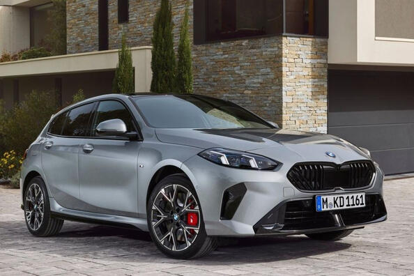 Koeajo: BMW 1 Series (F70) 4. sukupolvi (2024) Kuva 2