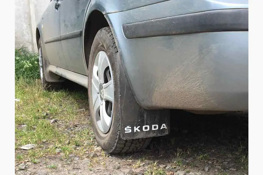 Skoda Roiskeläpät Polytep (230*375, 2 kpl) Image