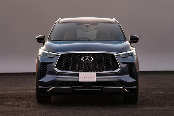 Toisen sukupolven Infiniti QX60: katsaus