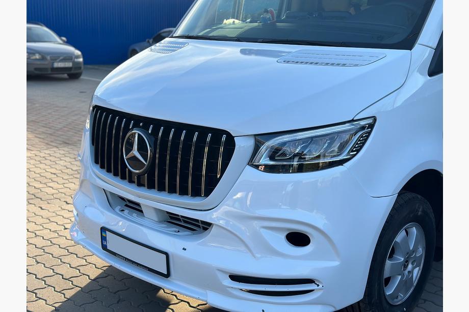 Mercedes Sprinter W907/W910 2018– LED-ajovalot eteen (Alkuperäinen 2025, 2 kpl) Image