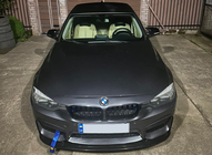 BMW 4-sarja F32/F33/F36 2012–2020 Etupuskurin lipa DPT Lip V-2 (M4:lle, kiiltävä musta) kuva 7