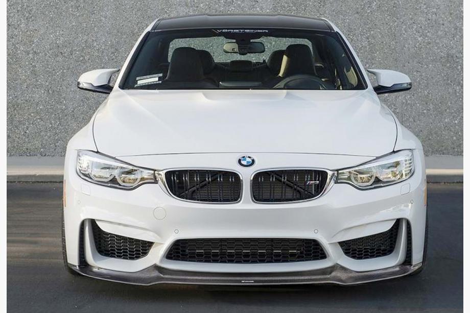 BMW 4-sarja F32/F33/F36 2012–2020 Etupuskurin lipa DPT Lip V-2 (M4:lle, kiiltävä musta) Image