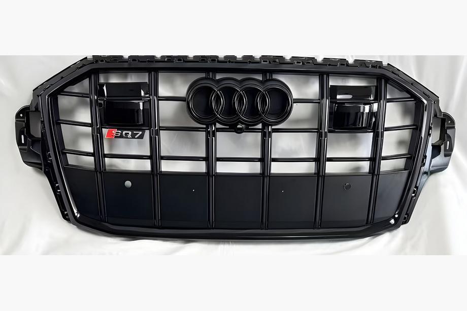Audi Q7 2015–2026 Etusäleikkö RSQ-Style (2020+, kiiltävä musta) Image