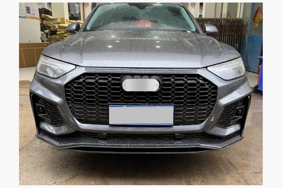 Audi Q5 2017–2025 Etupuskuri RSQ-Style (2020-2025) Image