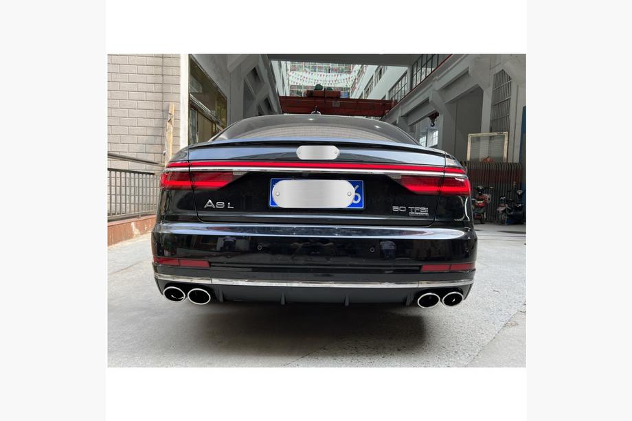 Audi A8 2018– Takadiffuusori pakoputkenpäillä S-Style (2018-2021) Image