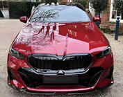 BMW 5/i5 -sarja G60/G60E/G61 2023– Korisarja Gloss Black (M-Sport) kuva 4