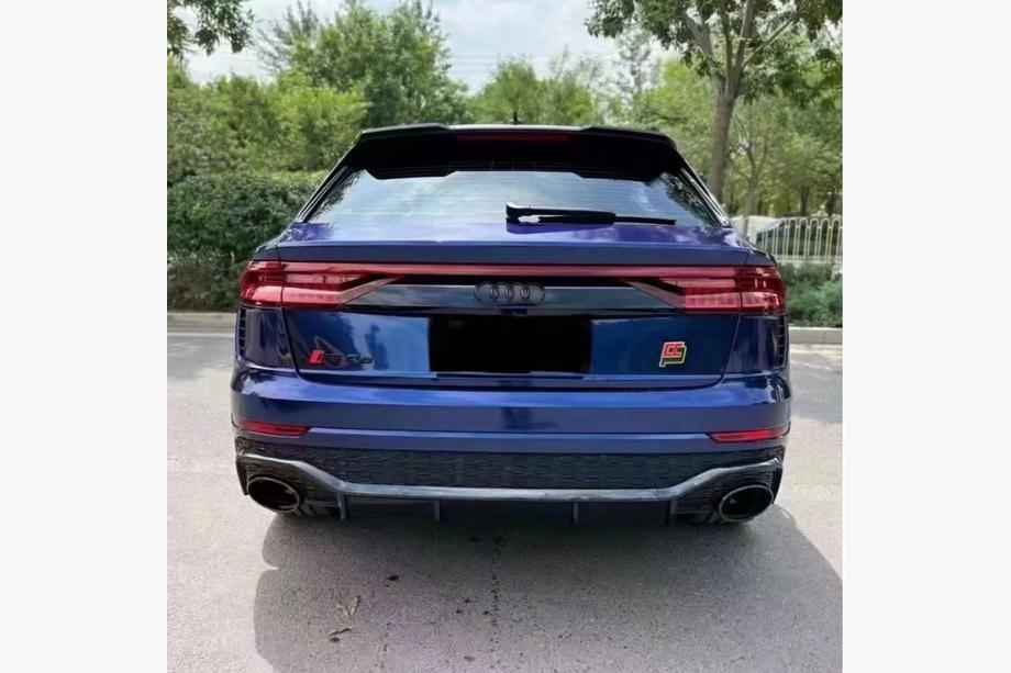 Audi Q8 2018– Takapuskuri RSQ-Style (2018-2023) Image