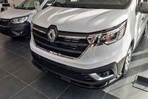 Renault Trafic 2015– Etupuskurin lipa 2021+ (ABS) kuva 1