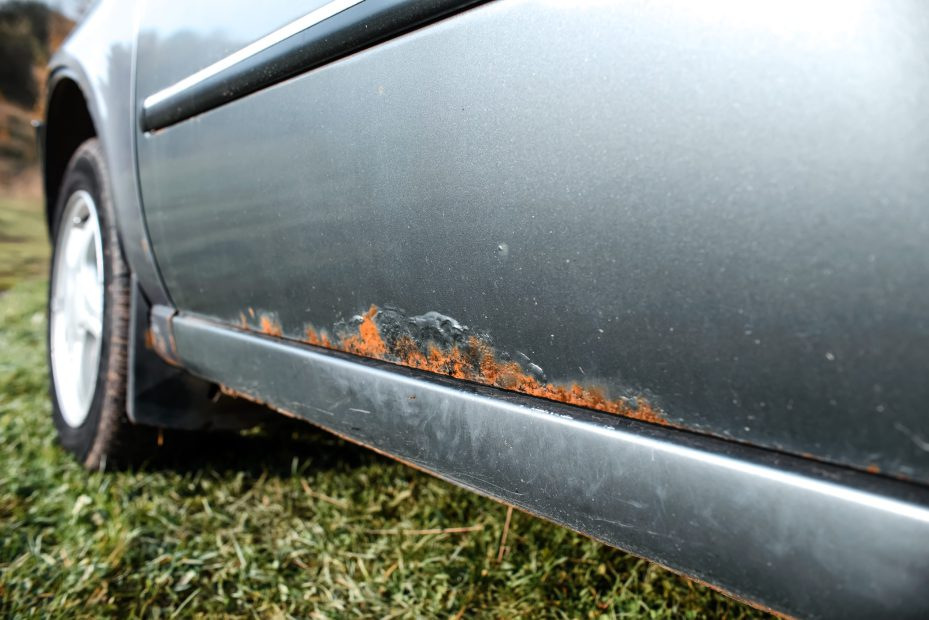 Kannattaako ostaa auto, jossa on korroosiota korissa?