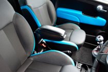 Fiat 500/500L 2013–2022 Kyynärnoja (mukitelineeseen) kuva 1