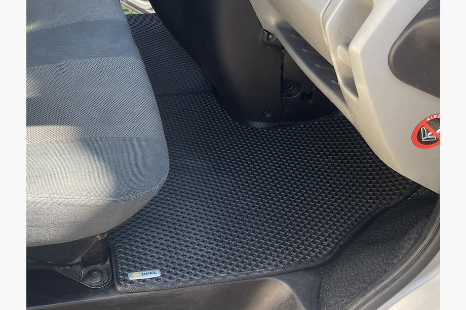Opel Alumiininen embleemi automattoihin (1 kpl) Kuva 2