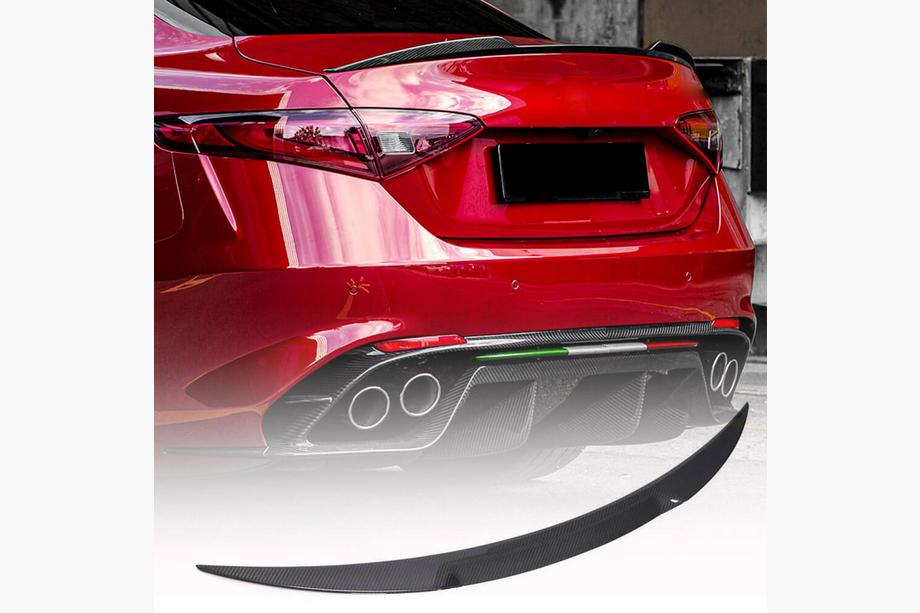 Alfa Romeo Giulia 2016–2022 Spoileri V5 (Dry Carbon) Image