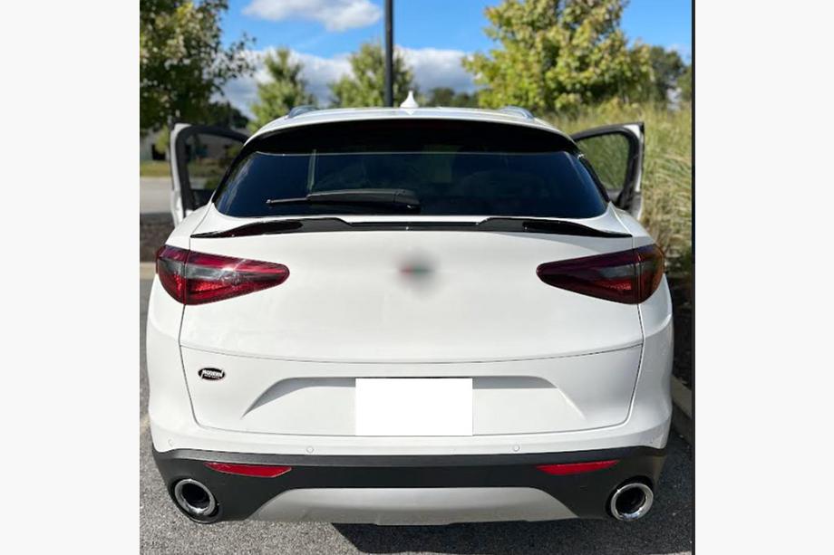 Alfa Romeo Stelvio 2016– Ala-/alaspoyleri V1 (2017-2023, ABS) Image