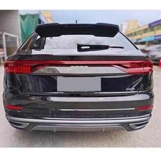 Hiilikuituinen rekisterikilven yläpuolinen peite (2019-2022, Carbon) Audi Q8 2018– kuva 2