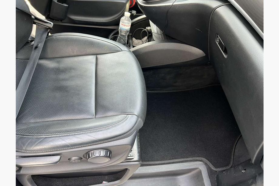 Mercedes Vito/V-class W447 2014– Premium-kangasmattosarja (musta) Image