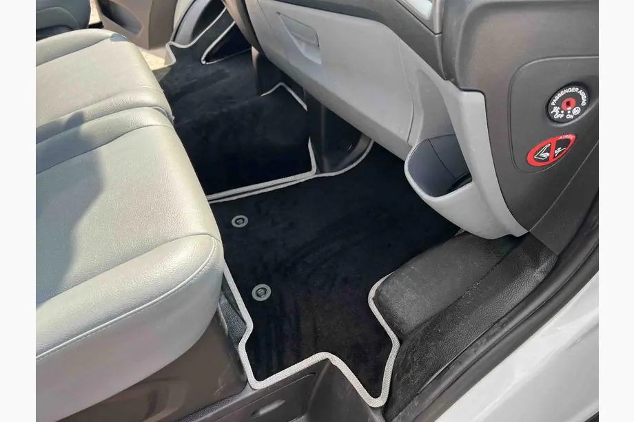 Ford Custom 2013–2022 Premium-tekstiilimatot (etu, mustat) Image