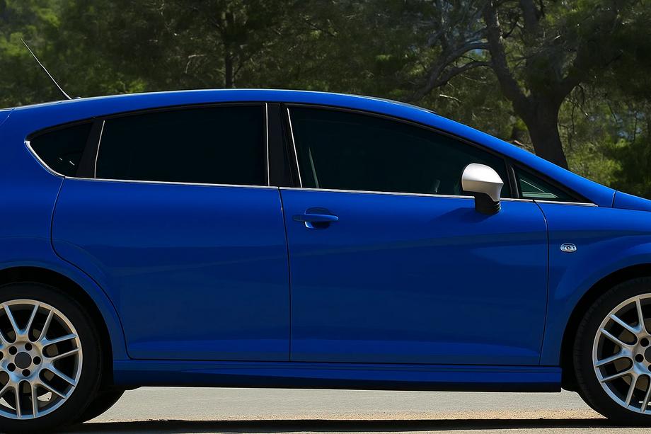 Seat Leon 2005–2012 OmsaLine ikkunalistat ulkopuolelle (8 kpl, ruostumaton teräs) Image