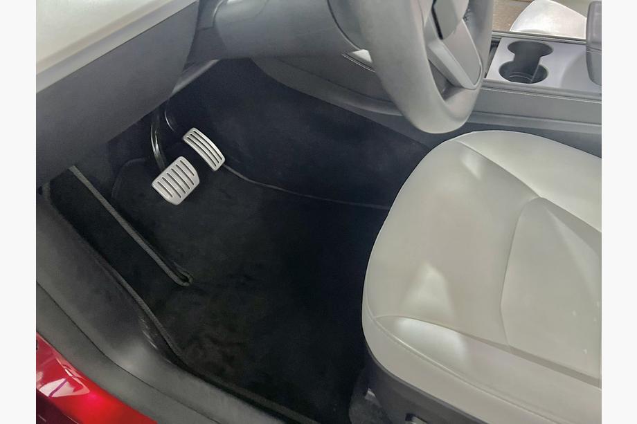 Tesla Model Y 2020– Classic kangasmatot matkustamoon (2020-2024, Musta) Image