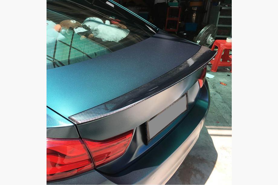 BMW 4-sarja F32/F33/F36 2012–2020 Spoileri V5 (F32, hiilikuitu) Kuva 1