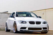 BMW 3-sarja E92/E93 2006–2013 Etupuskurin lip-spoileri AK-Style (M3, hiilikuitu) kuva 3