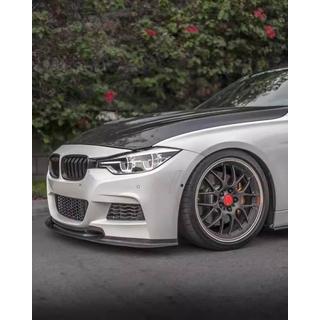 Etupuskurin lip spoileri Lip V-Style (F30 M-Sport, hiilikuitu) kuva 3