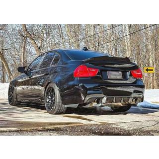 Takapuskurin diffuusori V1 (E90 M-Sport, hiilikuitu) BMW 3-sarja E90/E91 2005–2011 kuva 2