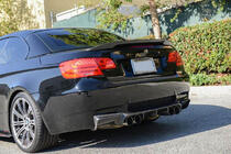 BMW 3-sarja E92/E93 2006–2013 Takapuskurin diffuusori V-Style (M3, hiilikuitu) kuva 4
