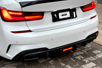 BMW 3-sarja G20/G21 2018– Takapuskurin diffuusori V6 (M-Sport 2018-2022, hiilikuitu) kuva 1