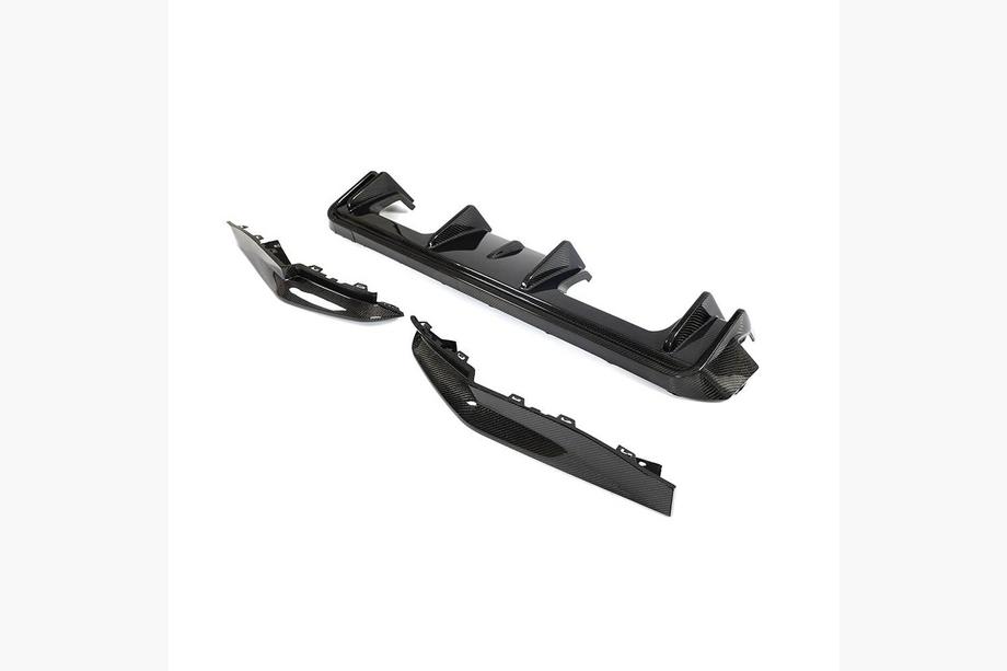 BMW 4-sarja G22/23/26 2020– Takapuskurin diffuusori V5 (G82/G83, hiilikuitu) Kuva 5