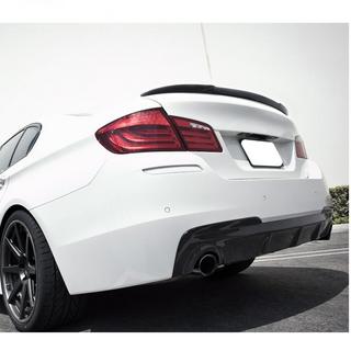 Takapuskurin diffuusori V5 (F10 M-Sport, hiilikuitu) BMW 5-sarja F10/F11 2010–2016 kuva 2