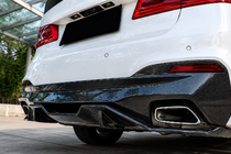 BMW 5-sarja G30/G31 2017–2023 Takapuskurin diffuusori V4 (M-Sport/M5 F90, hiilikuitu) kuva 3