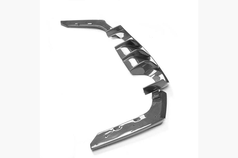 BMW 4-sarja F32/F33/F36 2012–2020 Takapuskurin diffuusori V4 (F82/F83, hiilikuitu) Image