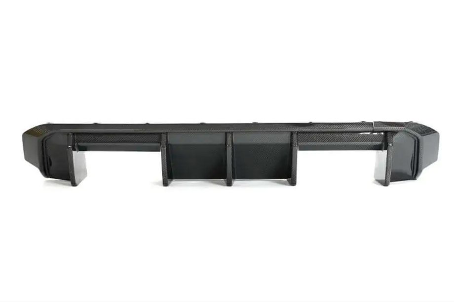 BMW 4-sarja G22/23/26 2020– Takapuskurin diffuusori V1 (G82/G83, hiilikuitu) Kuva 10