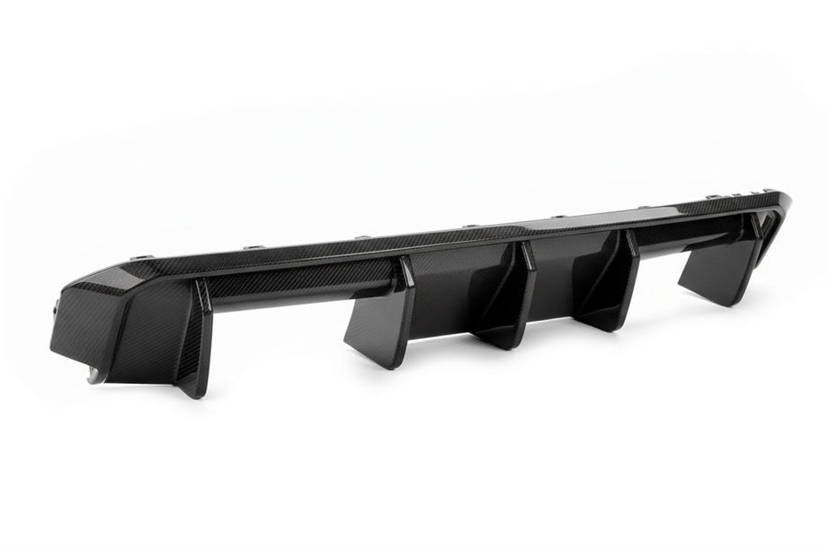 BMW 4-sarja G22/23/26 2020– Takapuskurin diffuusori V1 (G82/G83, hiilikuitu) Kuva 4