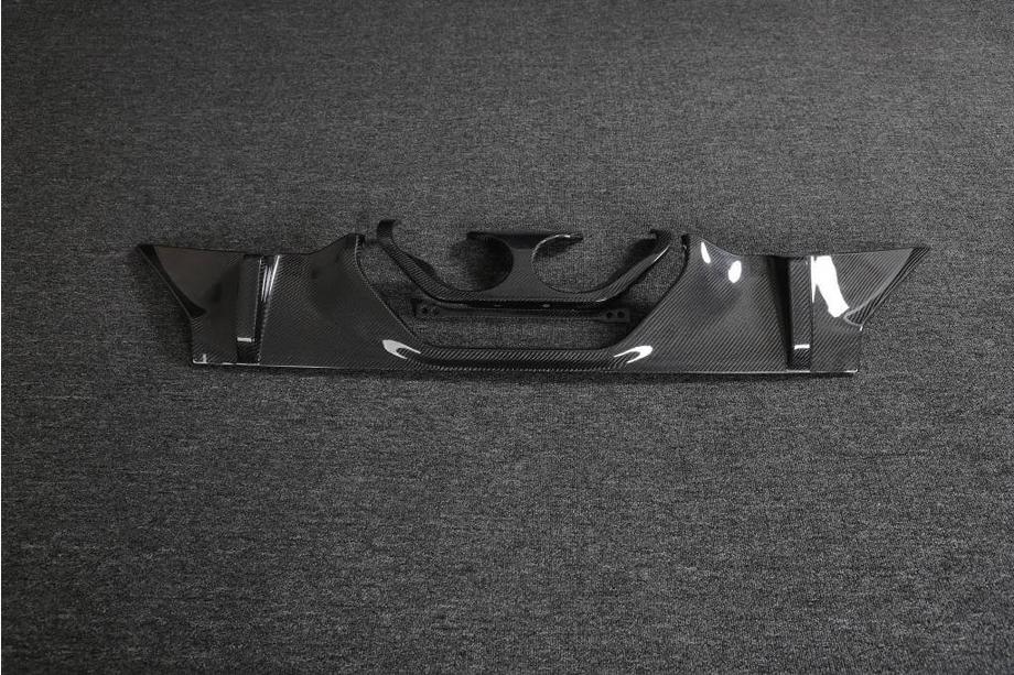 BMW 2-sarja G42 2021– Takapuskurin diffuusori hiilikuitu V2 (G87) Kuva 2