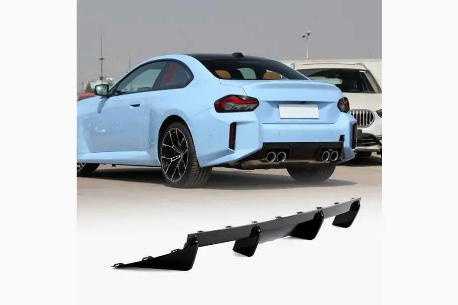 BMW 2-sarja G42 2021– Takapuskurin diffuusori V4 (G87, hiilikuitu) Kuva 1