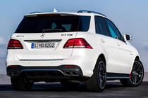 Mercedes GLE/ML class W166 2011–2018 Korisarja GLE63 AMG (sis. takapuskurin) kuva 3