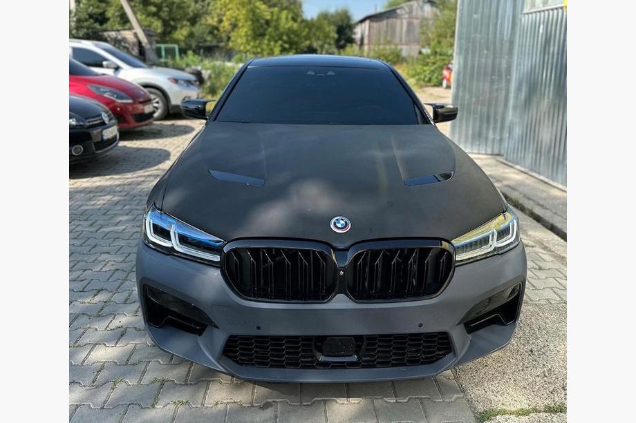 BMW 5-sarja G30/G31 2017–2023 Etupuskuri valmiiksi koottu M5 F90 -tyylinen (2021+) Image