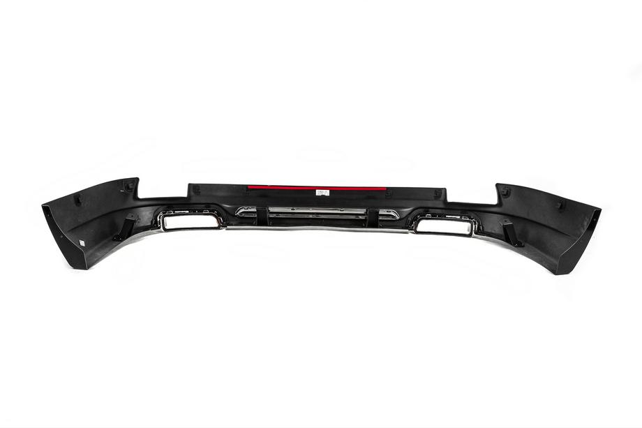 Toyota Land Cruiser Prado 150 2009–2023 Etu- ja takapuskurin lipat Luxury (2013-2017) Valkoinen väri Kuva 23