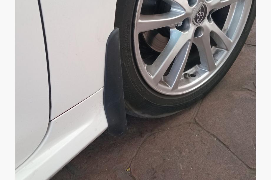 Toyota Corolla 2019– Roiskeläpät Premium (EU, 4 kpl) Image