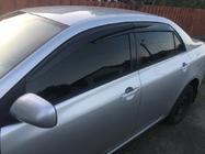 Toyota Corolla 2007–2013 Ikkunatuuliohjaimet (4 kpl, Sunplex Sport) kuva 1