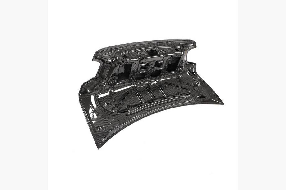 BMW 2-sarja F22/F23 2014–2021 Tavaratilan kansi, hiilikuitu (F87) Kuva 6